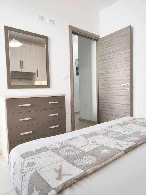 App Girasole 1A 300 Metri Dal Mare In Salento Apartment ตอร์เร ซาน จิโอวานนิ อูเจนโต ภายนอก รูปภาพ