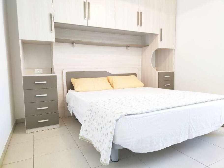 App Girasole 1A 300 Metri Dal Mare In Salento Apartment ตอร์เร ซาน จิโอวานนิ อูเจนโต ภายนอก รูปภาพ