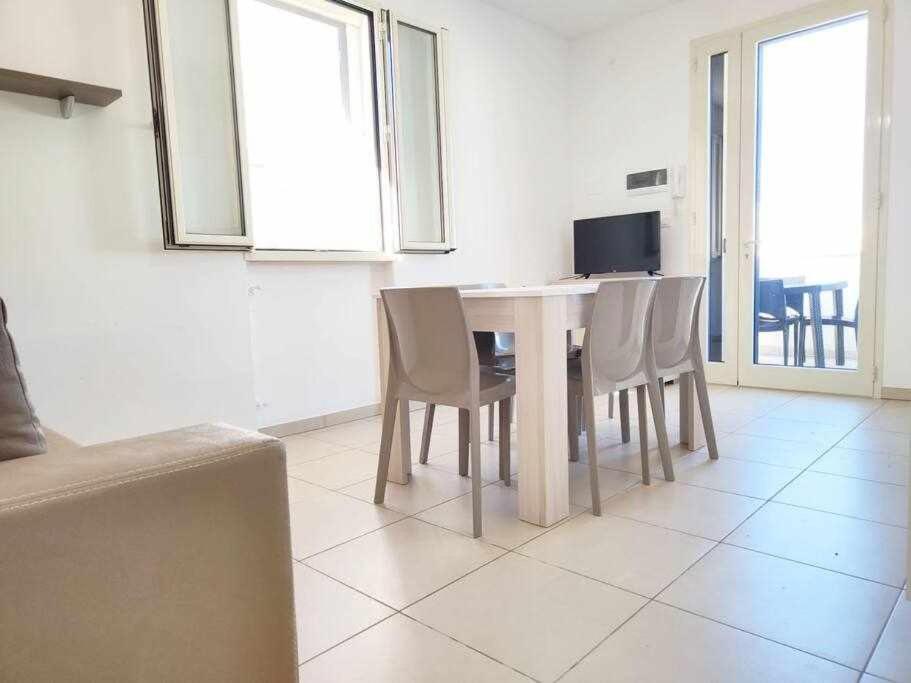 App Girasole 1A 300 Metri Dal Mare In Salento Apartment ตอร์เร ซาน จิโอวานนิ อูเจนโต ภายนอก รูปภาพ